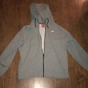 Men’s XL Nike zip up hoodie.